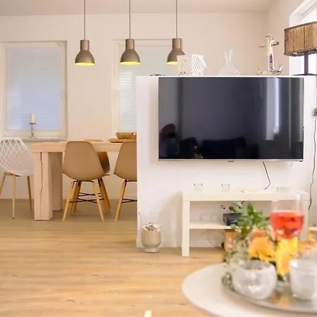 Happytime 度假居 *